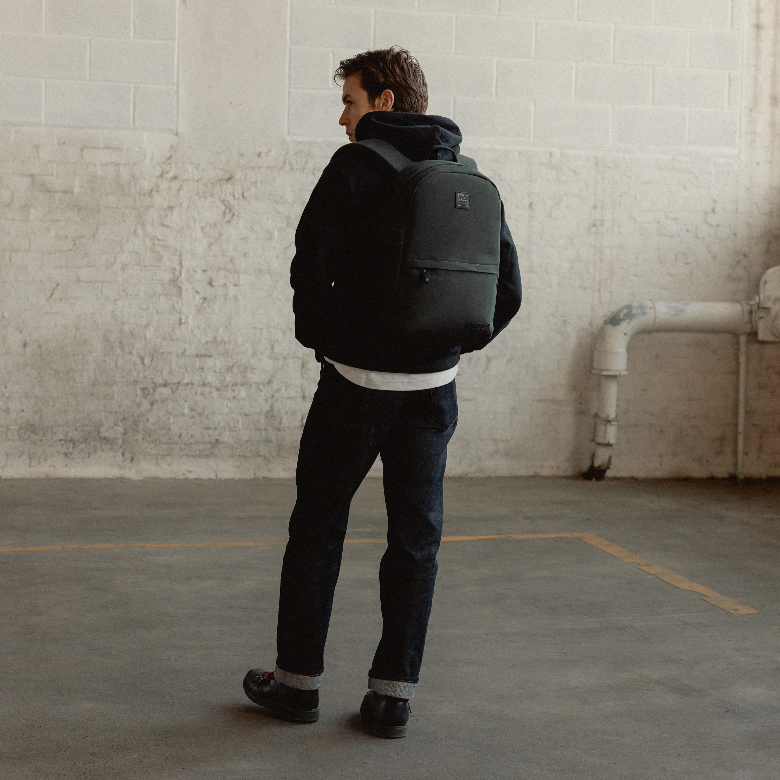 Classic Backpack 15L - Image 22