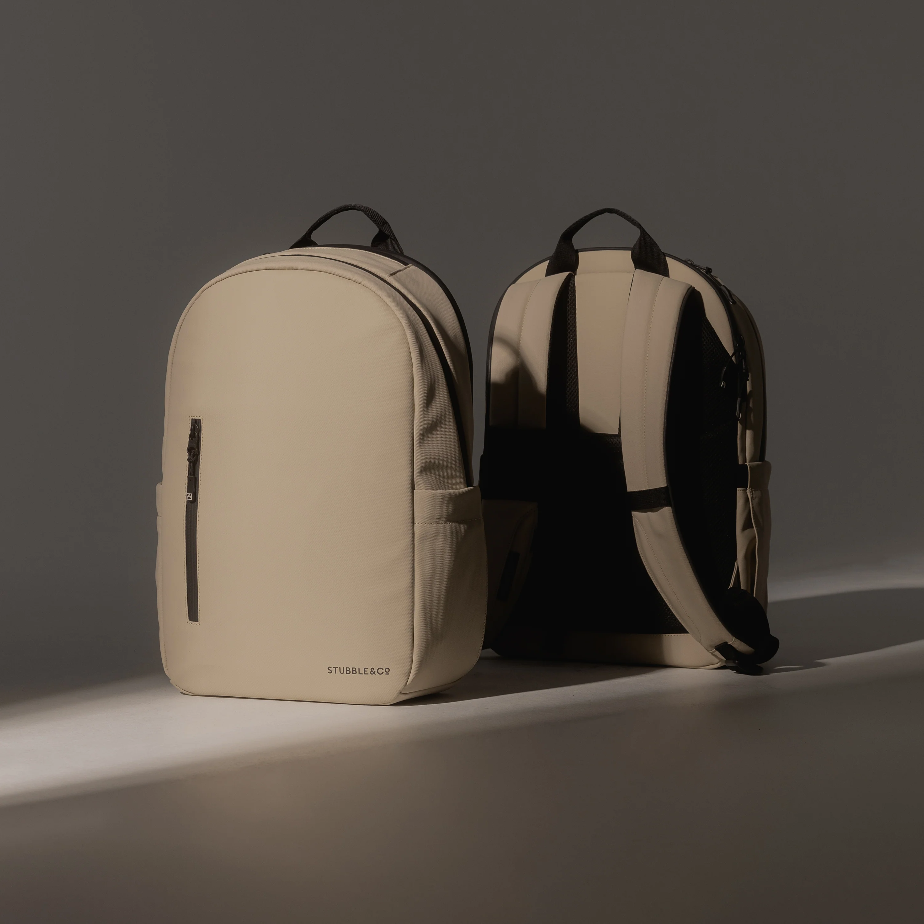 Everyday Backpack 15L - Image 47