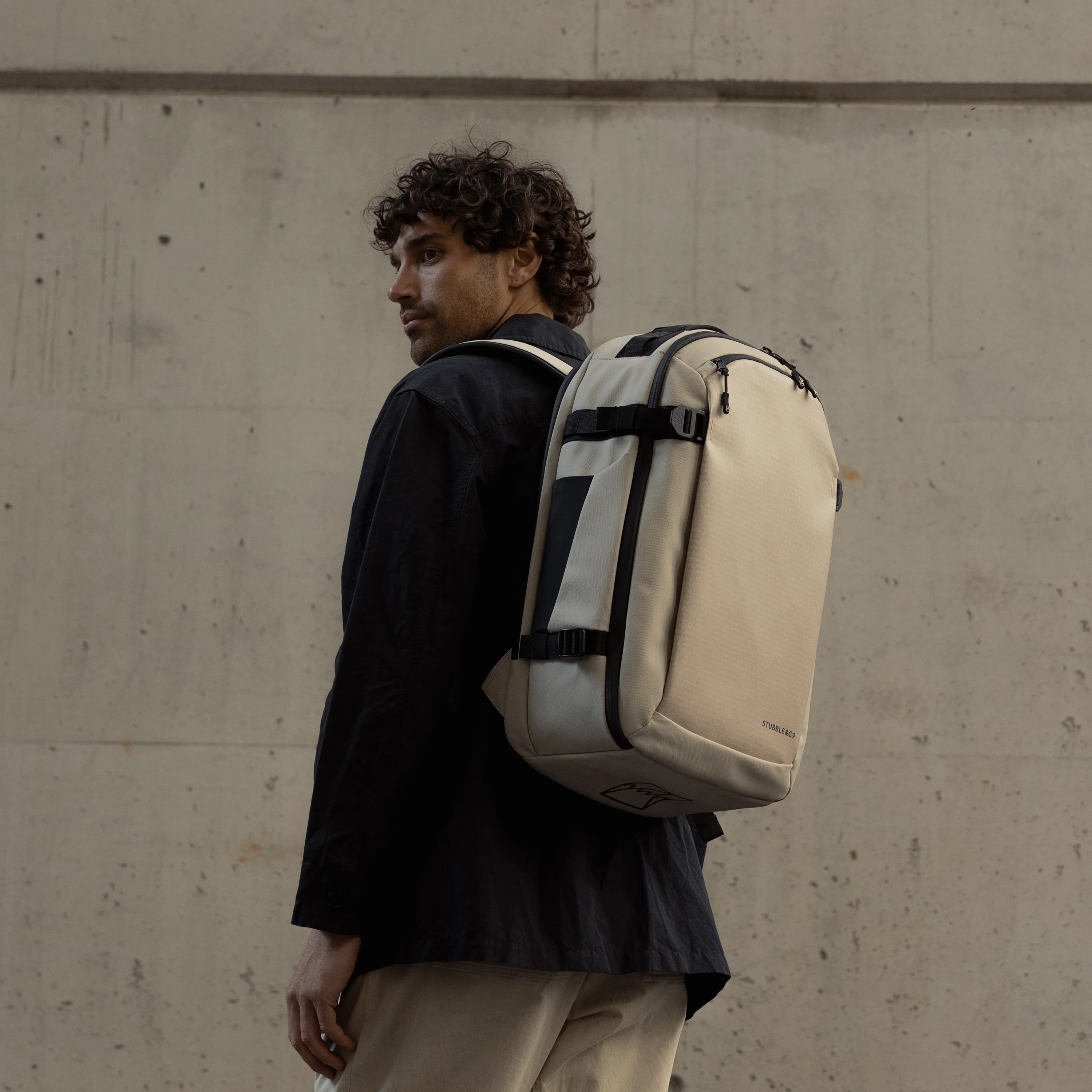 Hybrid Backpack 30L - Image 36