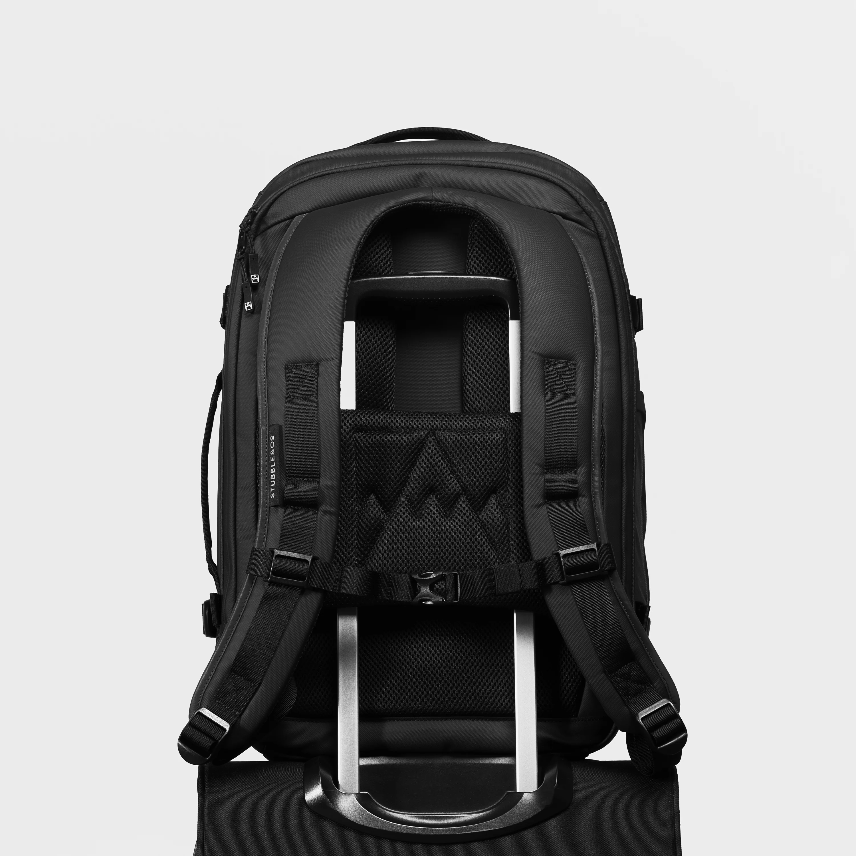 Hybrid Backpack 30L - Image 4