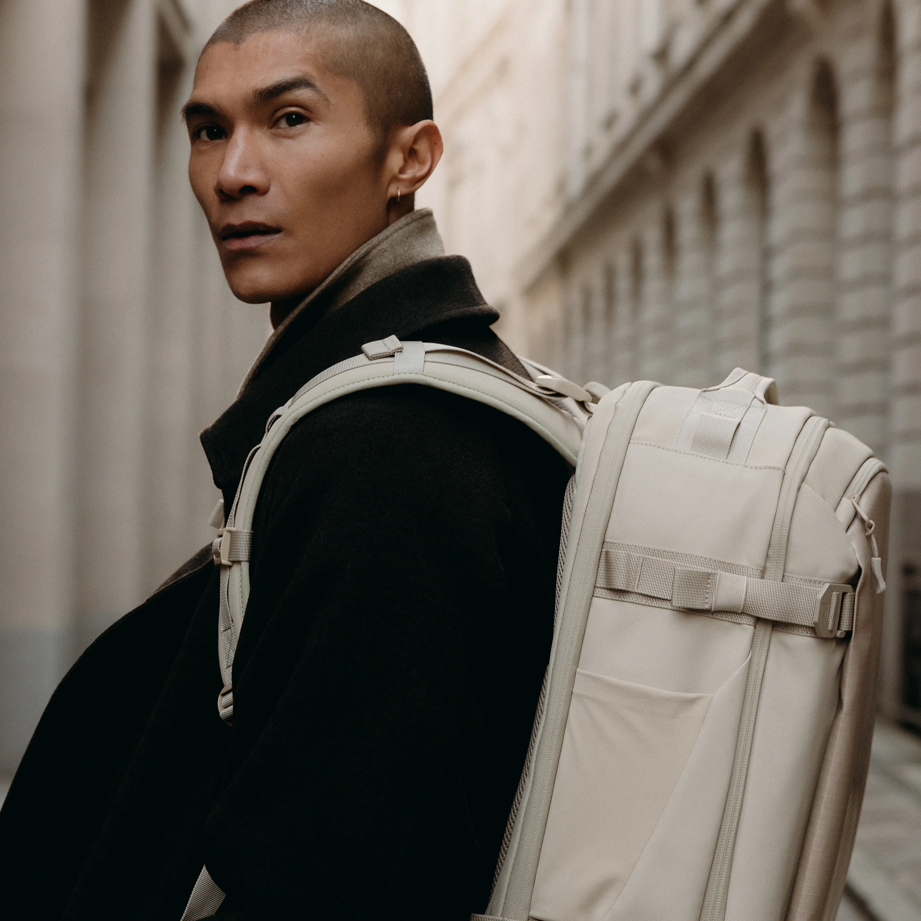 Hybrid Backpack 30L - Image 47