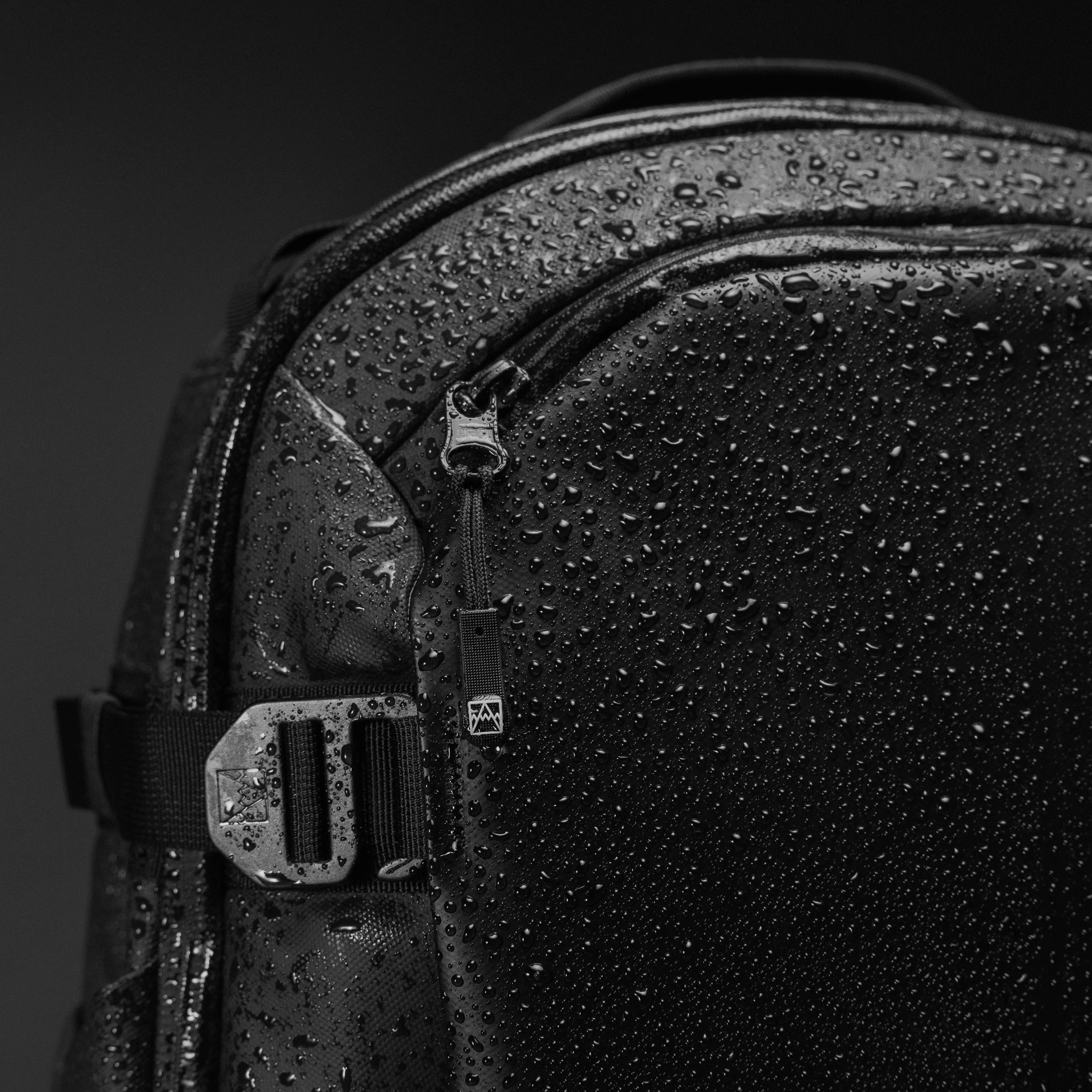 Hybrid Backpack 30L - Image 6