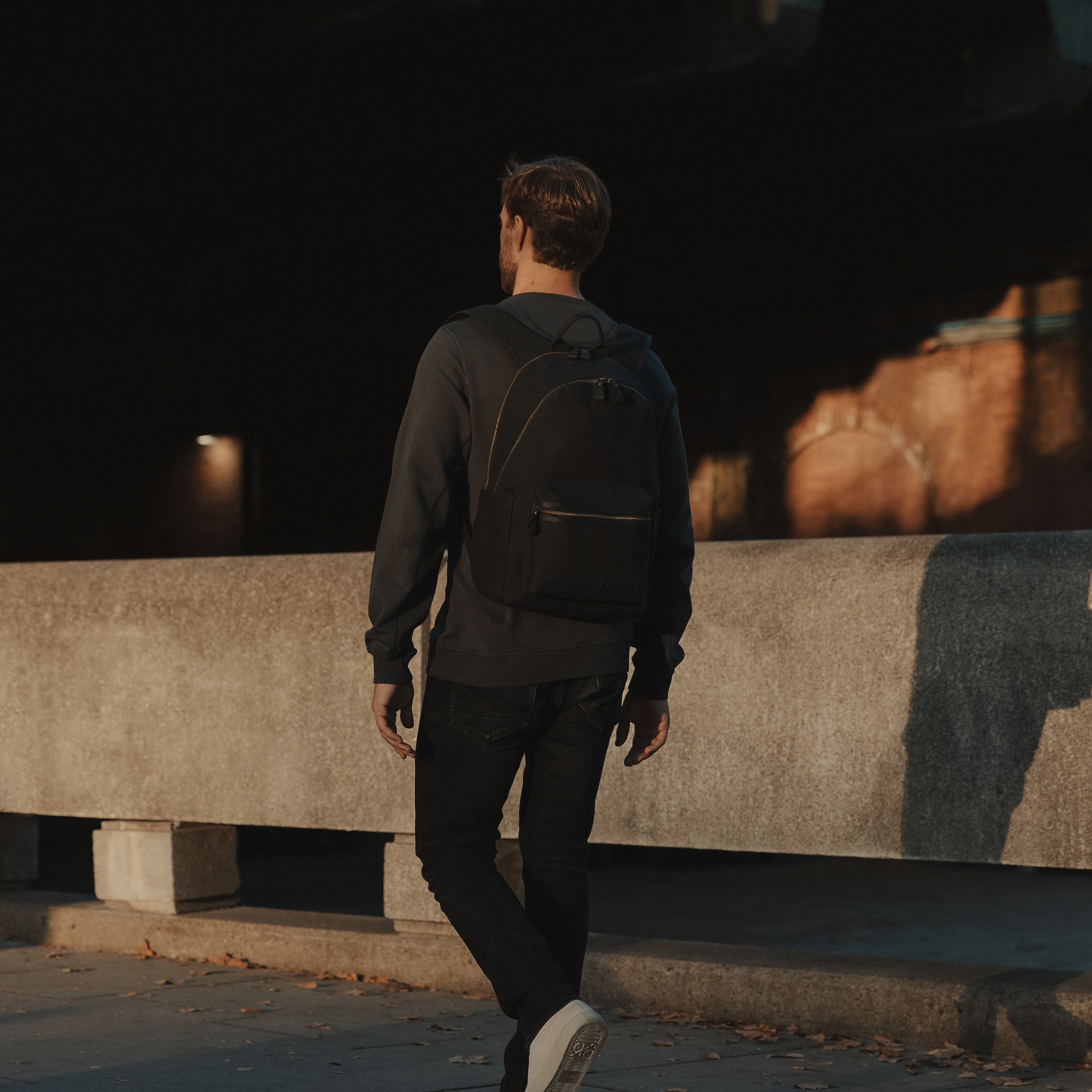 Commuter Backpack 20L - Image 24