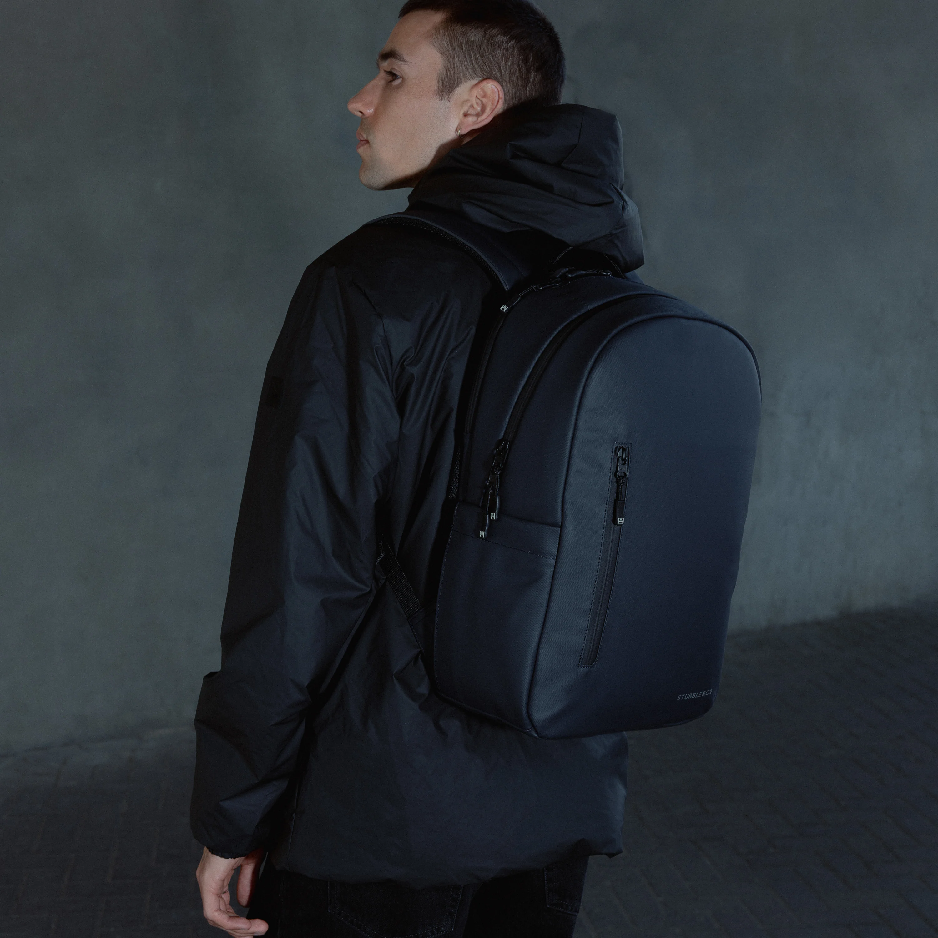 Everyday Backpack 20L - Image 40
