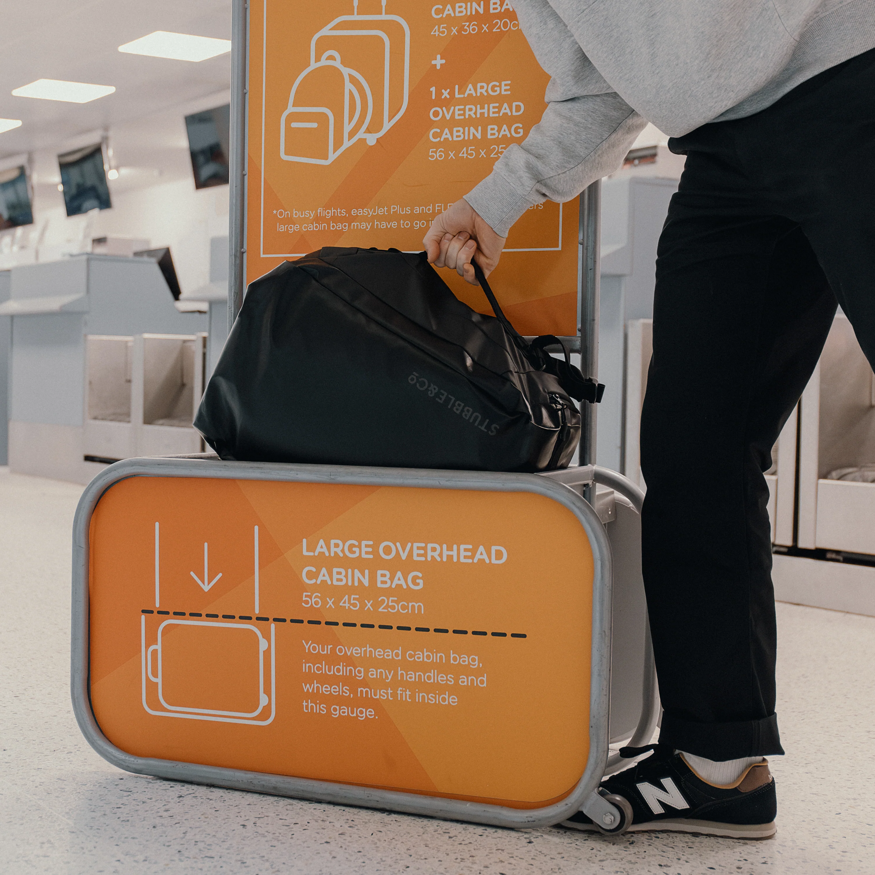 Kit Bag 30L - Image 8