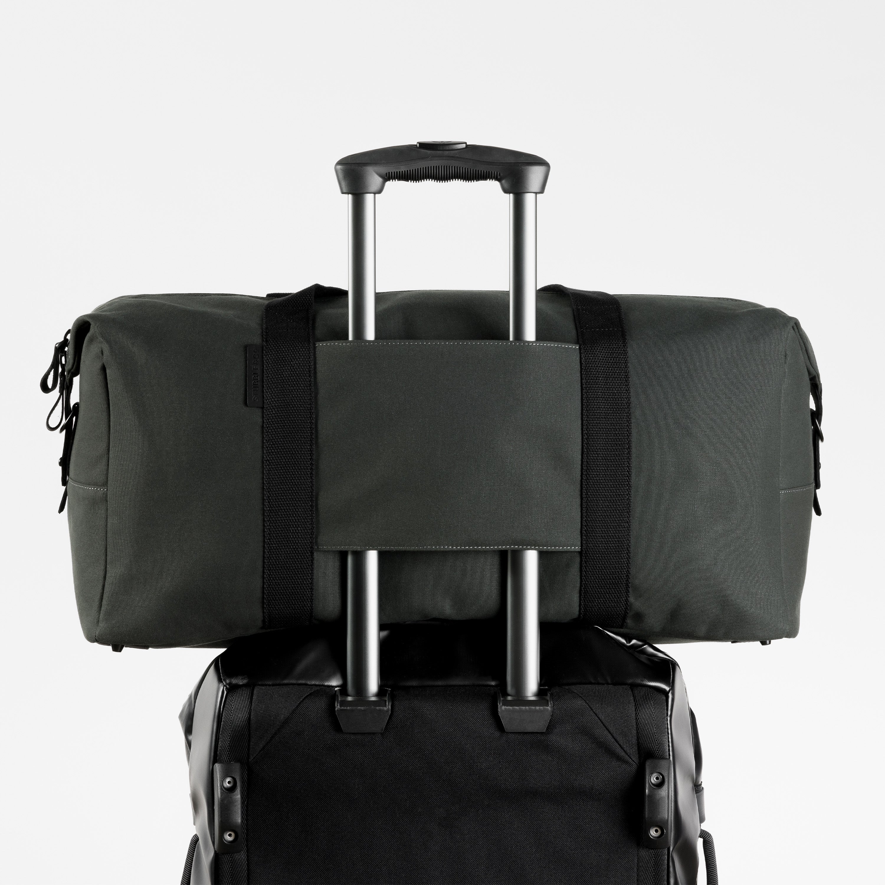 Weekender Duffel 30L - Image 102