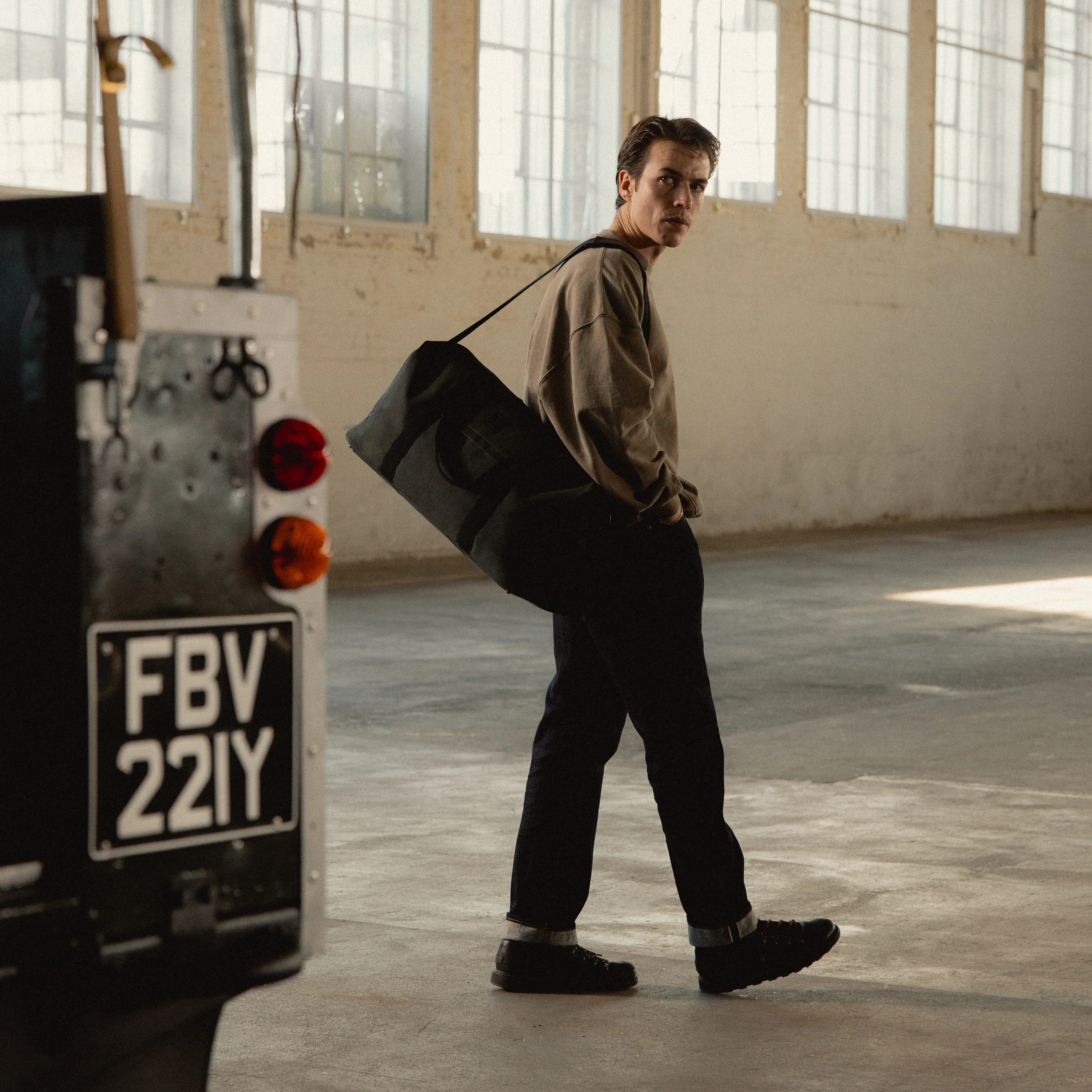Weekender Duffel 30L - Image 107