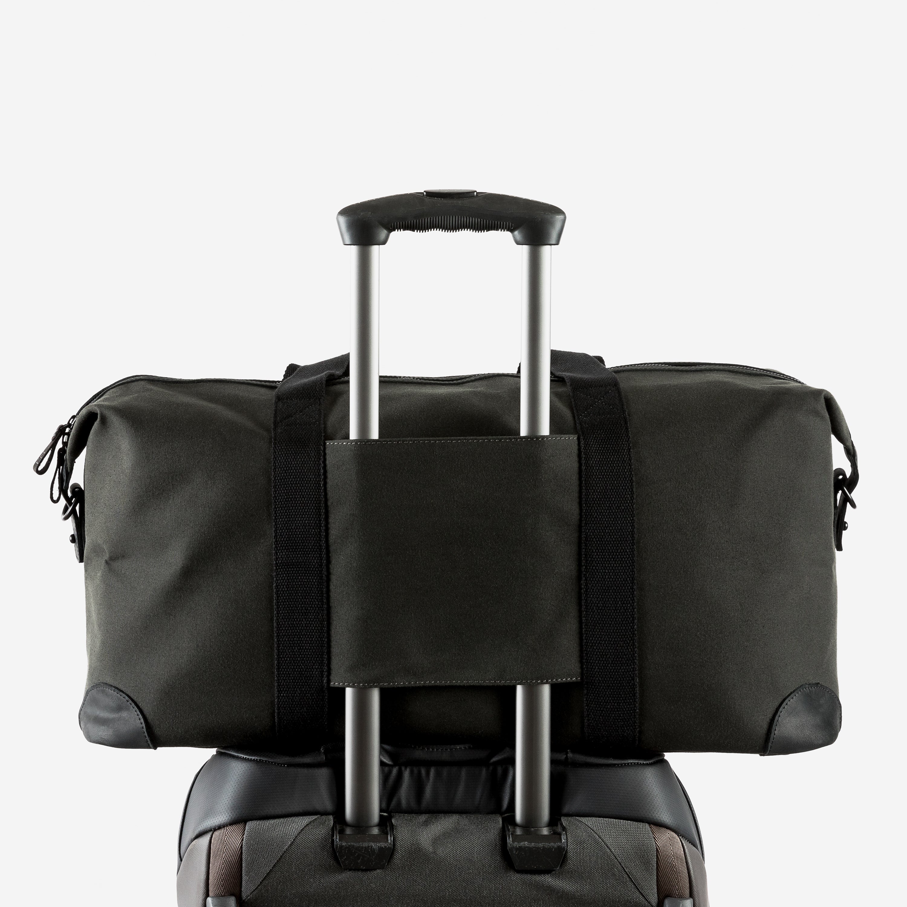 Weekender Duffel 30L - Image 25