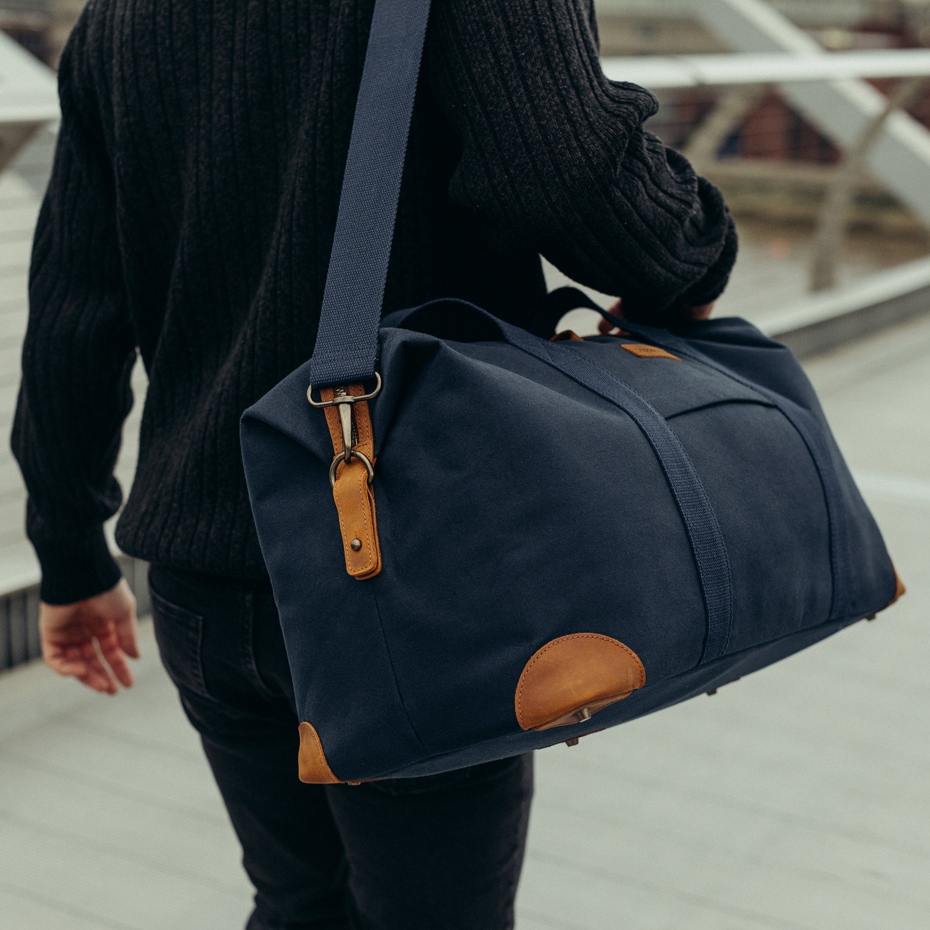 Weekender Duffel 30L - Image 43