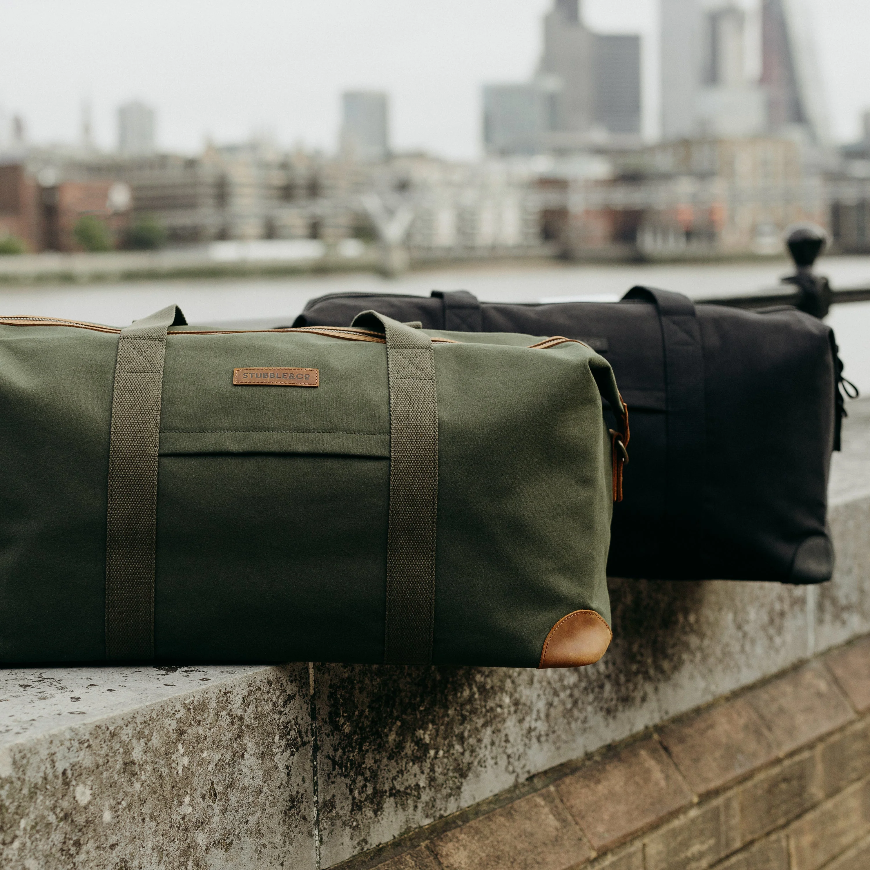 Weekender Duffel 30L - Image 85