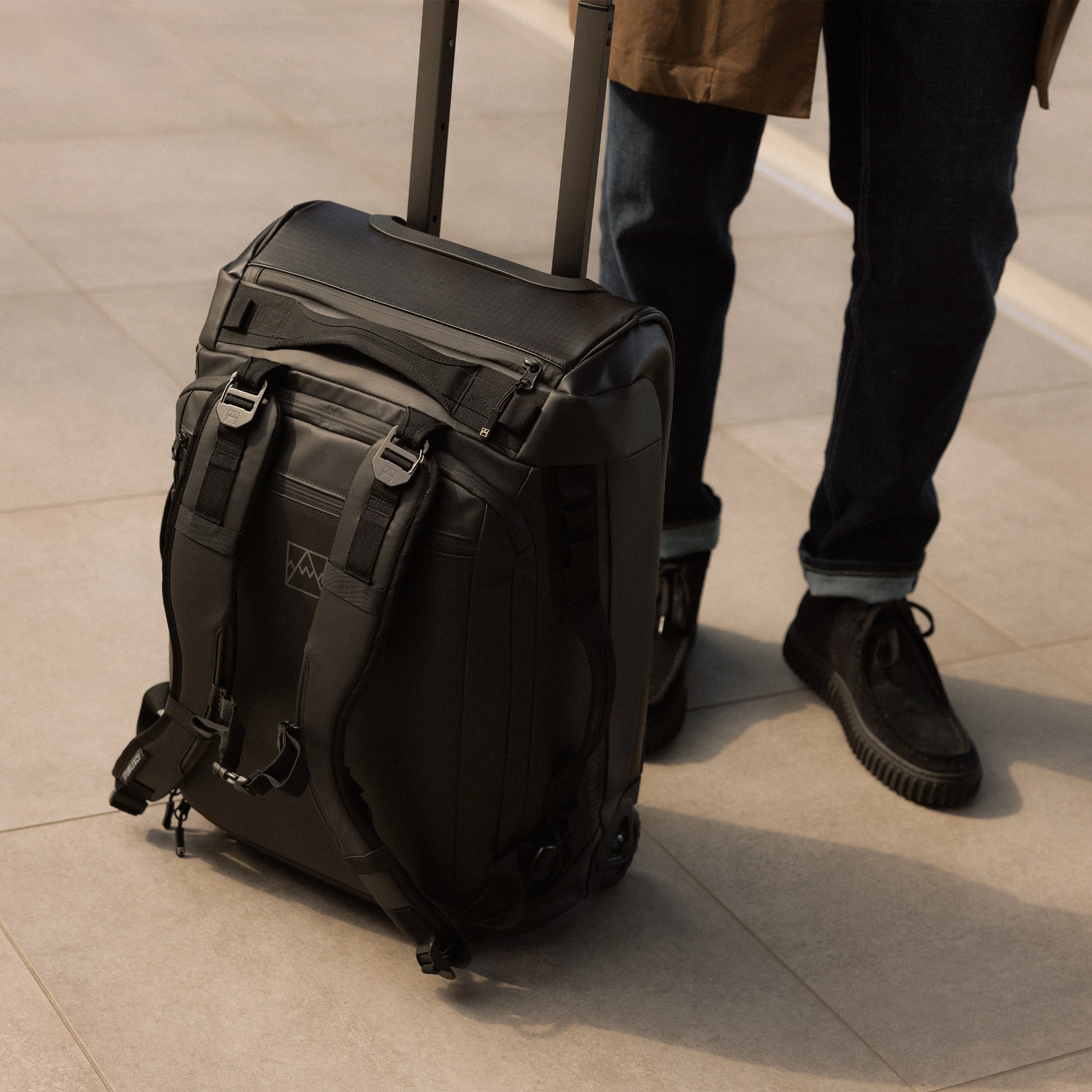 Wheeled Duffel 40L - Image 10