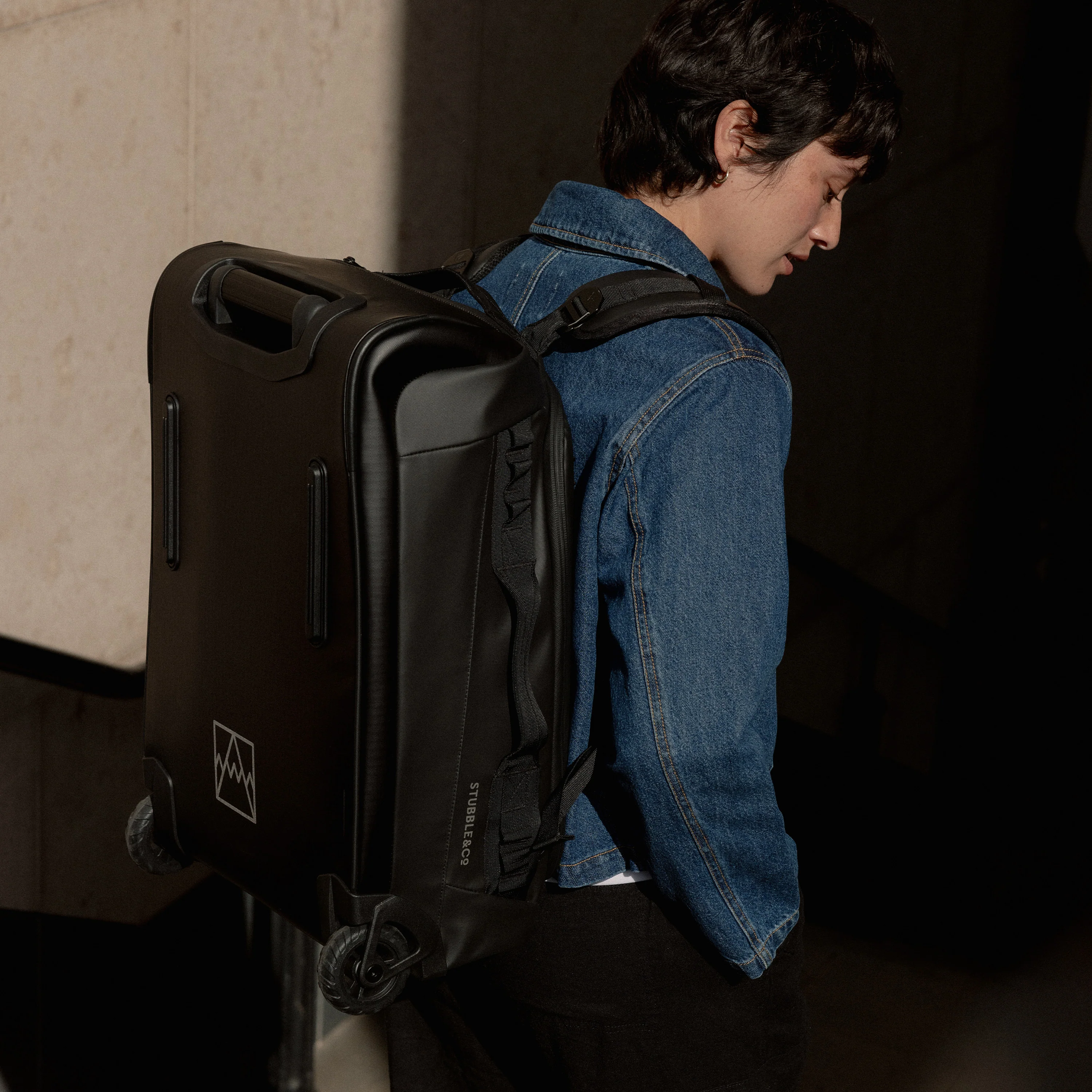 Wheeled Duffel 40L - Image 9